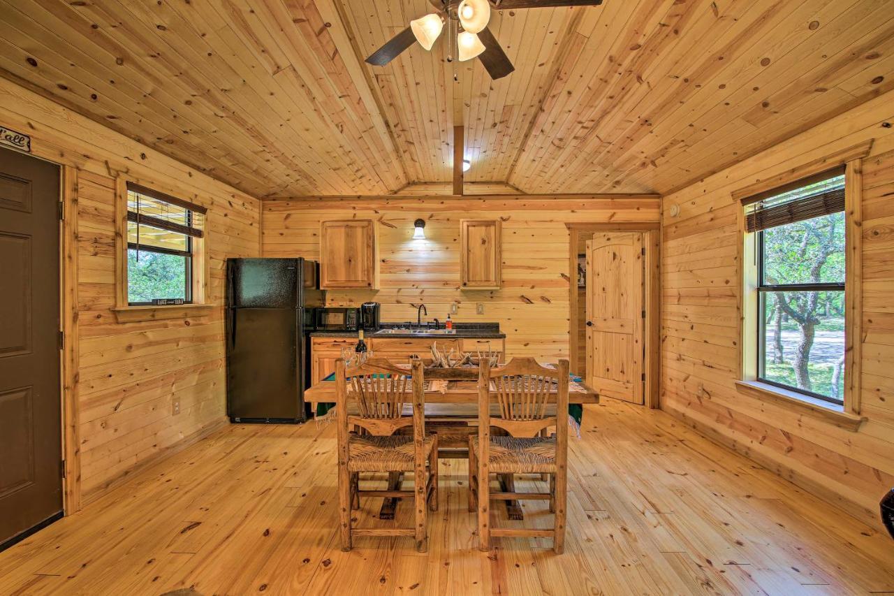 Rustic-Chic Country Cabin - 10 Mi To Main Street! Fredericksburg Extérieur photo