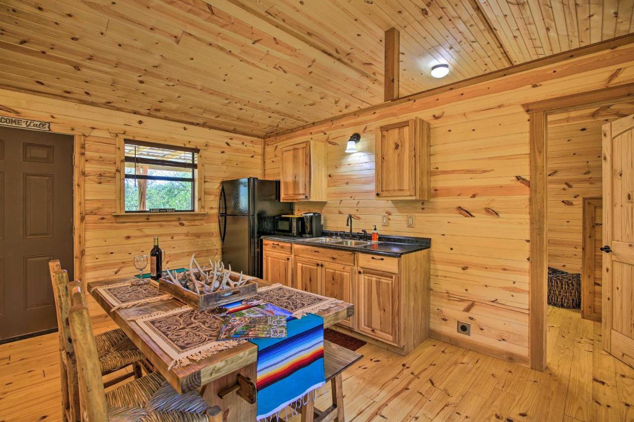 Rustic-Chic Country Cabin - 10 Mi To Main Street! Fredericksburg Extérieur photo