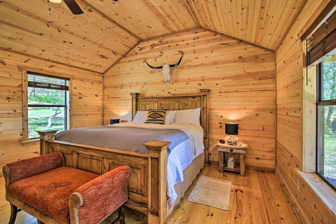 Rustic-Chic Country Cabin - 10 Mi To Main Street! Fredericksburg Extérieur photo