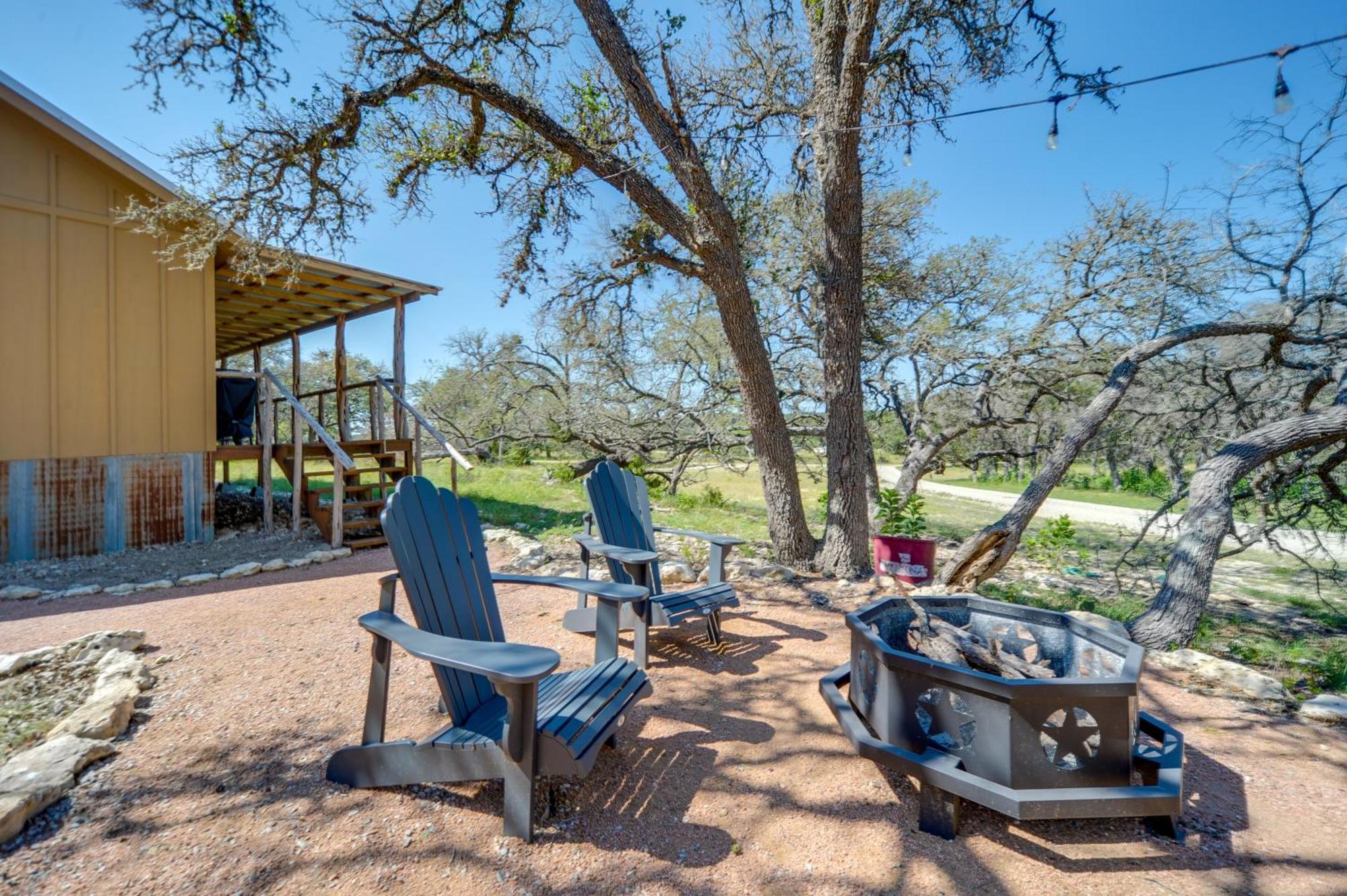 Rustic-Chic Country Cabin - 10 Mi To Main Street! Fredericksburg Extérieur photo